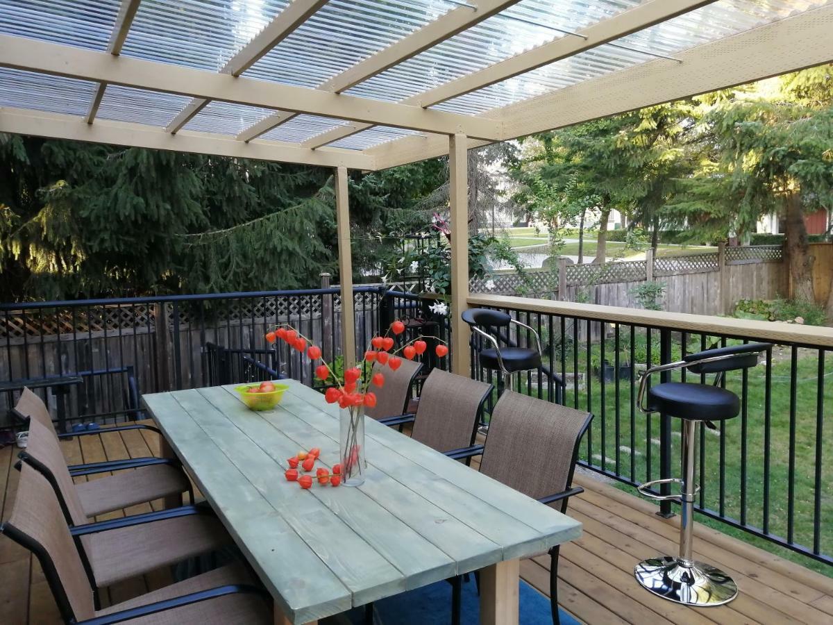 Three Kittens Guesthouse Burnaby Ngoại thất bức ảnh